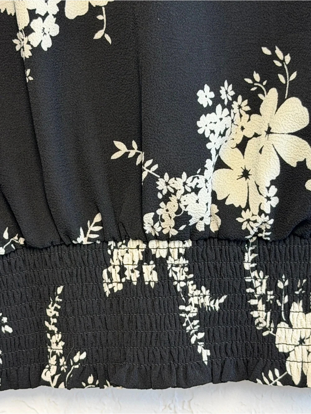 Michael Kors Black Floral Button-Front Smocked Hem V-Neck Sleeveless Blouse